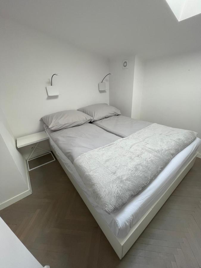 Sasiad Syrenki - Old Town Apartment Varsó Kültér fotó